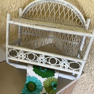 VTG Bamboo Wicker Rattan White Woven Towel Rack Hanging Shelf Bathroom Storage
